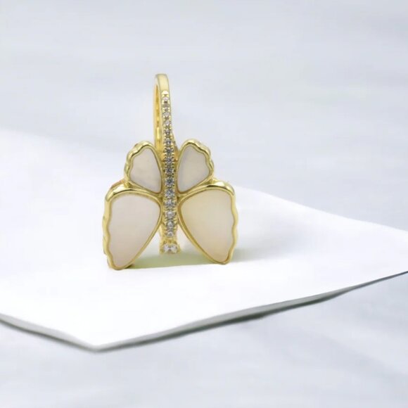 Beautiful Pave Outlined Stone Butterfly Ring | Sparkling Size 9 - Picture 2 of 4